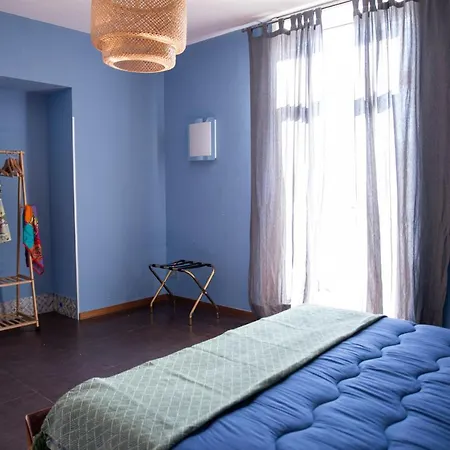 Bed & Breakfast Home&more